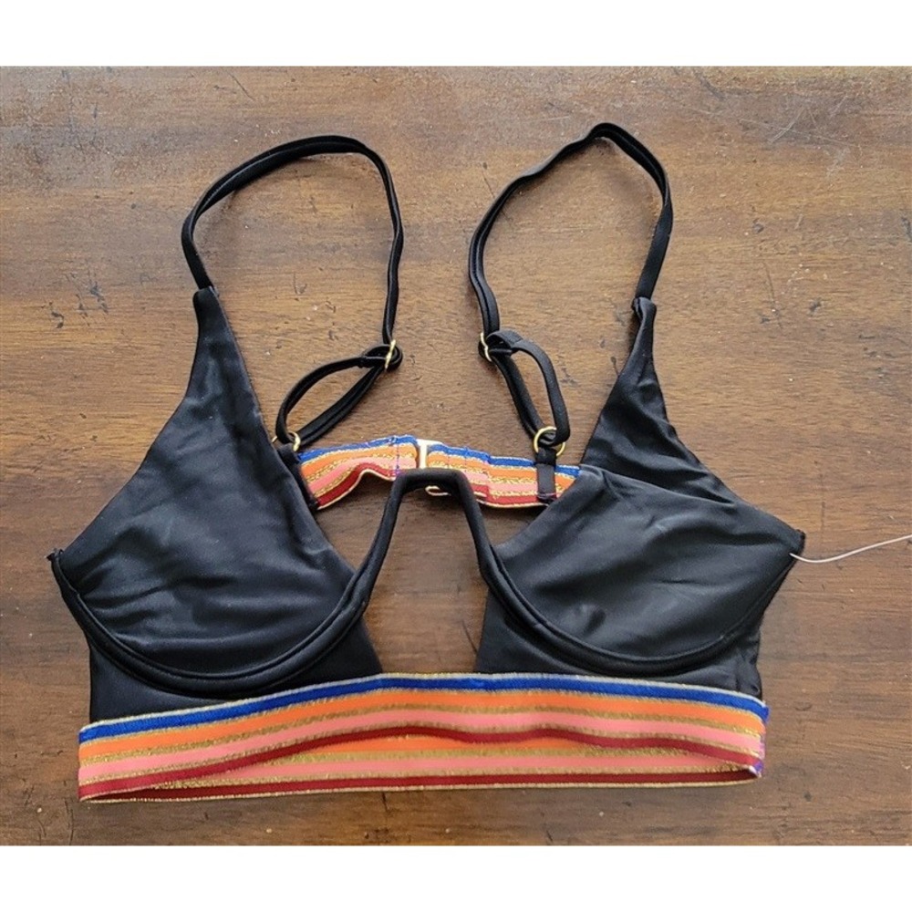 NWOT Lovers & Friends M Underwire Black Bikini Swim Top Stripe Band 131642